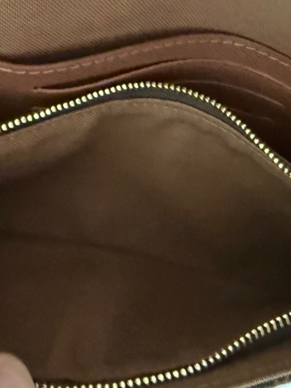 Authentic Louis Vuitton Wallet on Chain Ivy - Picture 9 of 14